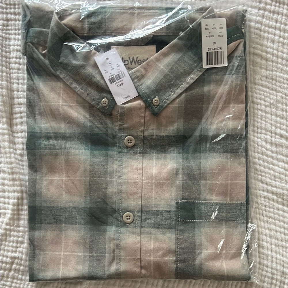 NWT Upwest Linen Blend Shirt​​​